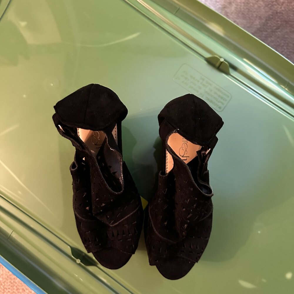 Caged black faux suede wedges size 8